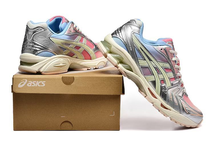 ASICS Women's GEL-KAYANO 14 "Baked Pink/Cream"