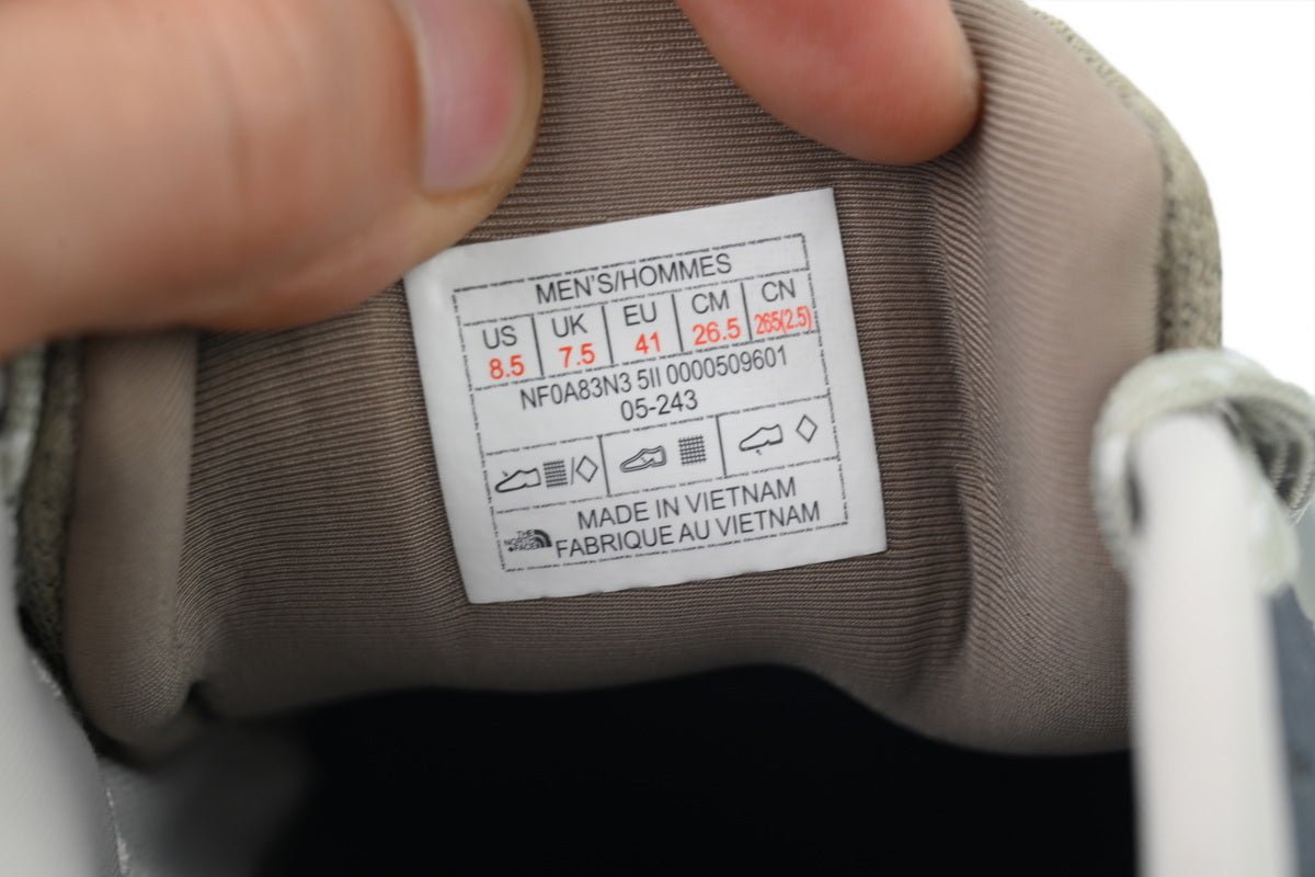 The North Face Men's Altamesa 500 "Gravel Grey/Green"