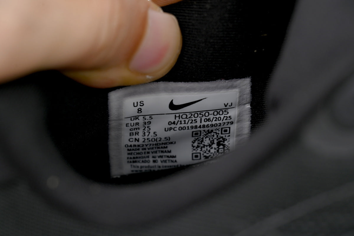 Nike Vomero Premium Men's Road Running Shoes - Triple Black
