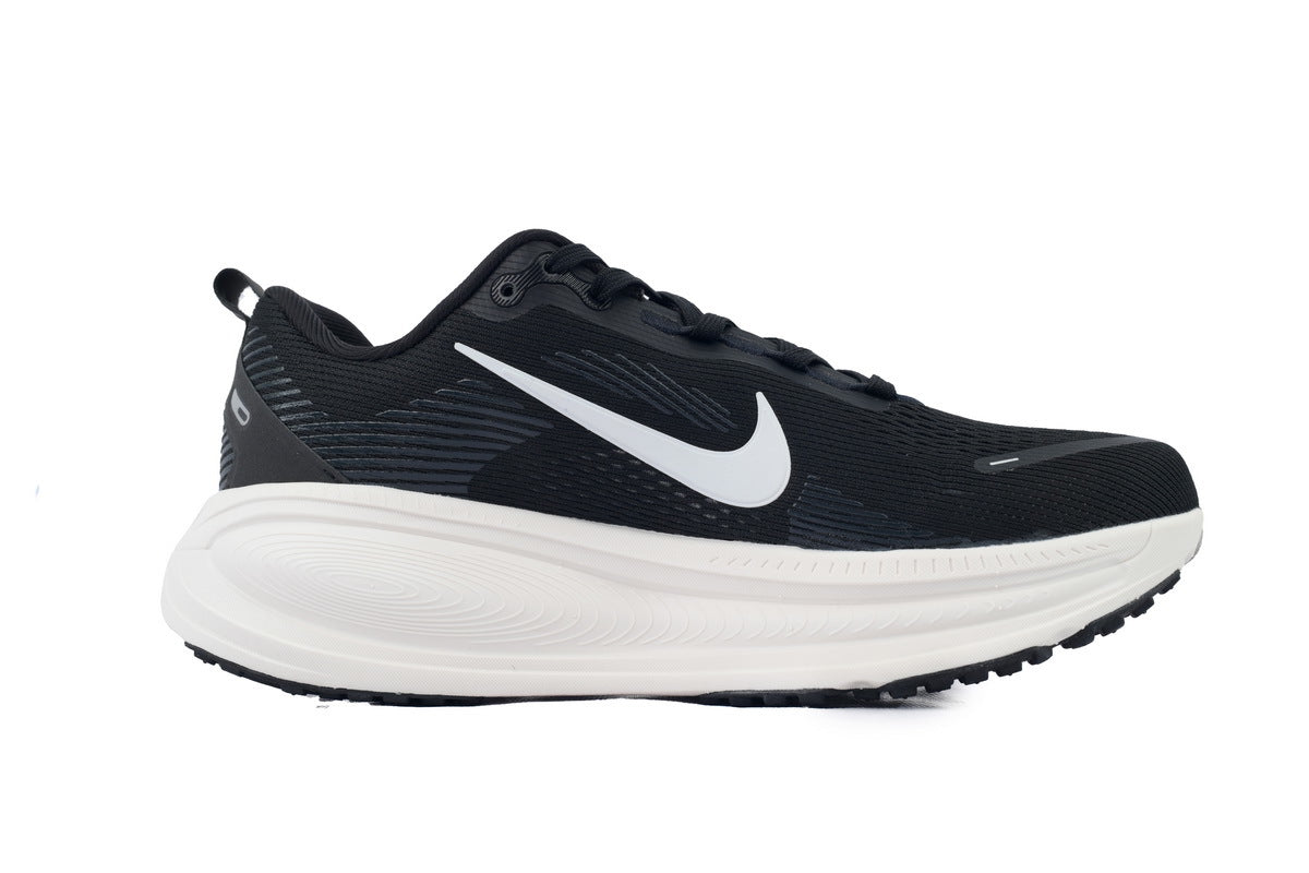 Nike Vomero 18 Running Shoes - Black/White/Sail
