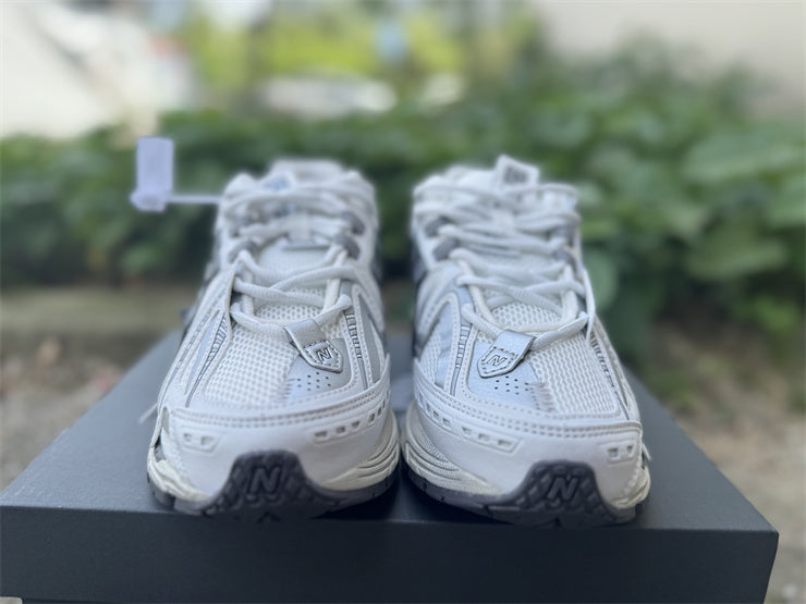 New Balance 1906A