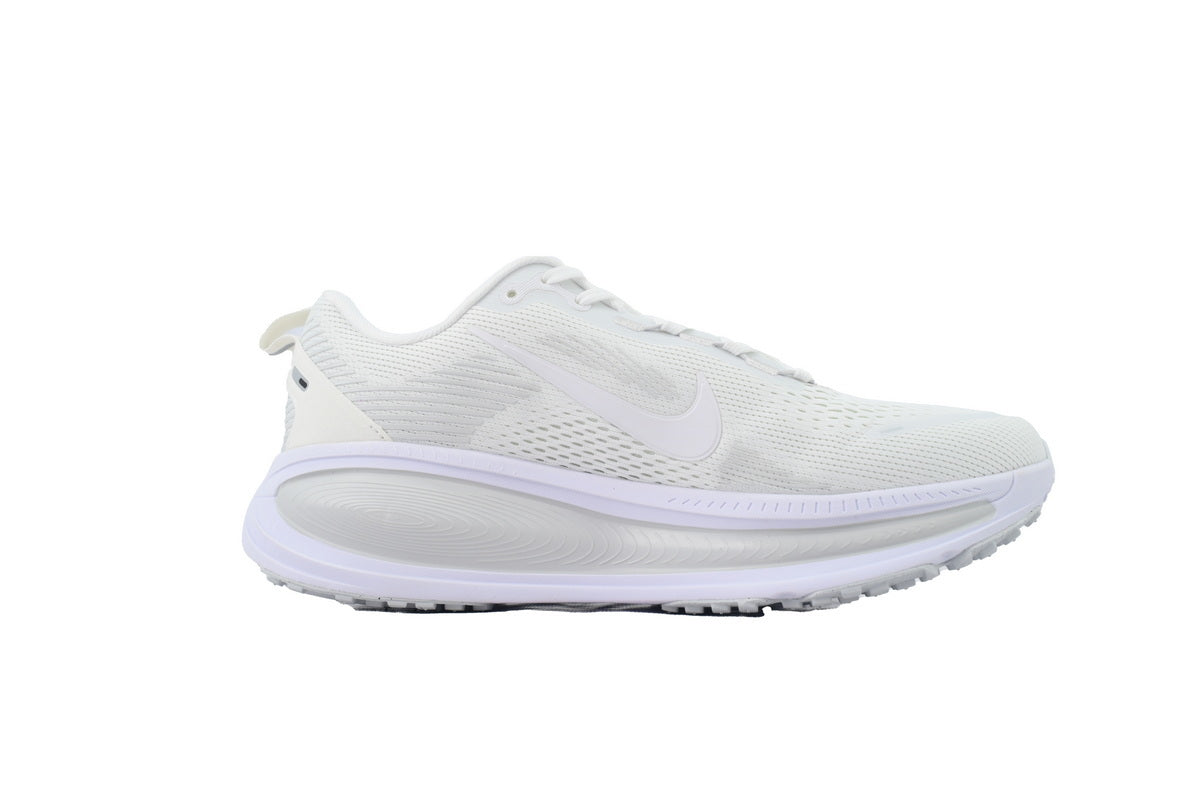 Nike Vomero 18 Running Shoes - White/Pure Platinum