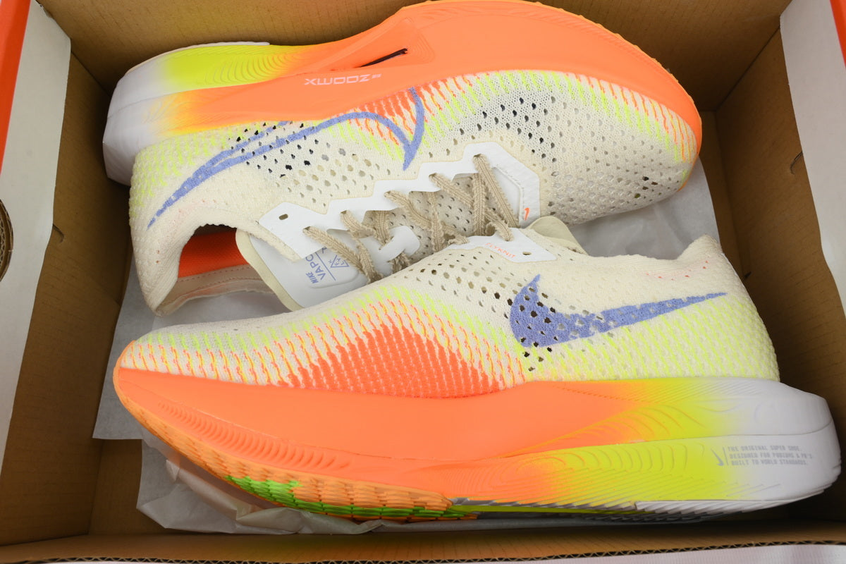Nike Vaporfly 3 "Sail/Total Orange/Volt"