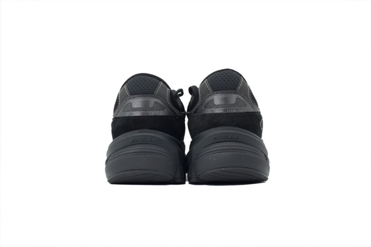 New Balance 990v6 'Triple Black'
