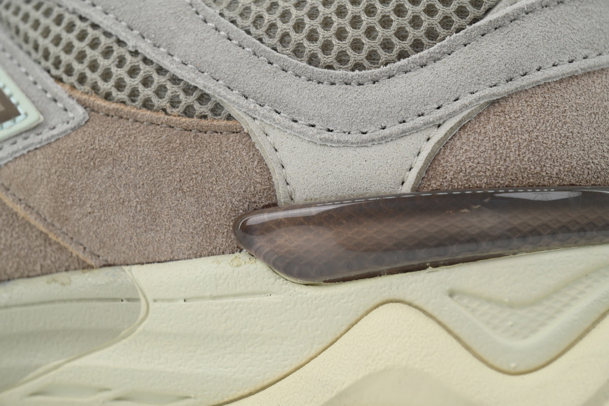 New Balance 9060 'Mushroom Arid Stone'