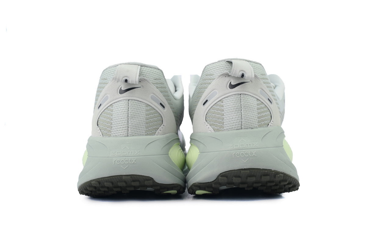 Nike Vomero 18 Running Shoes - Barely Green/Light Silver
