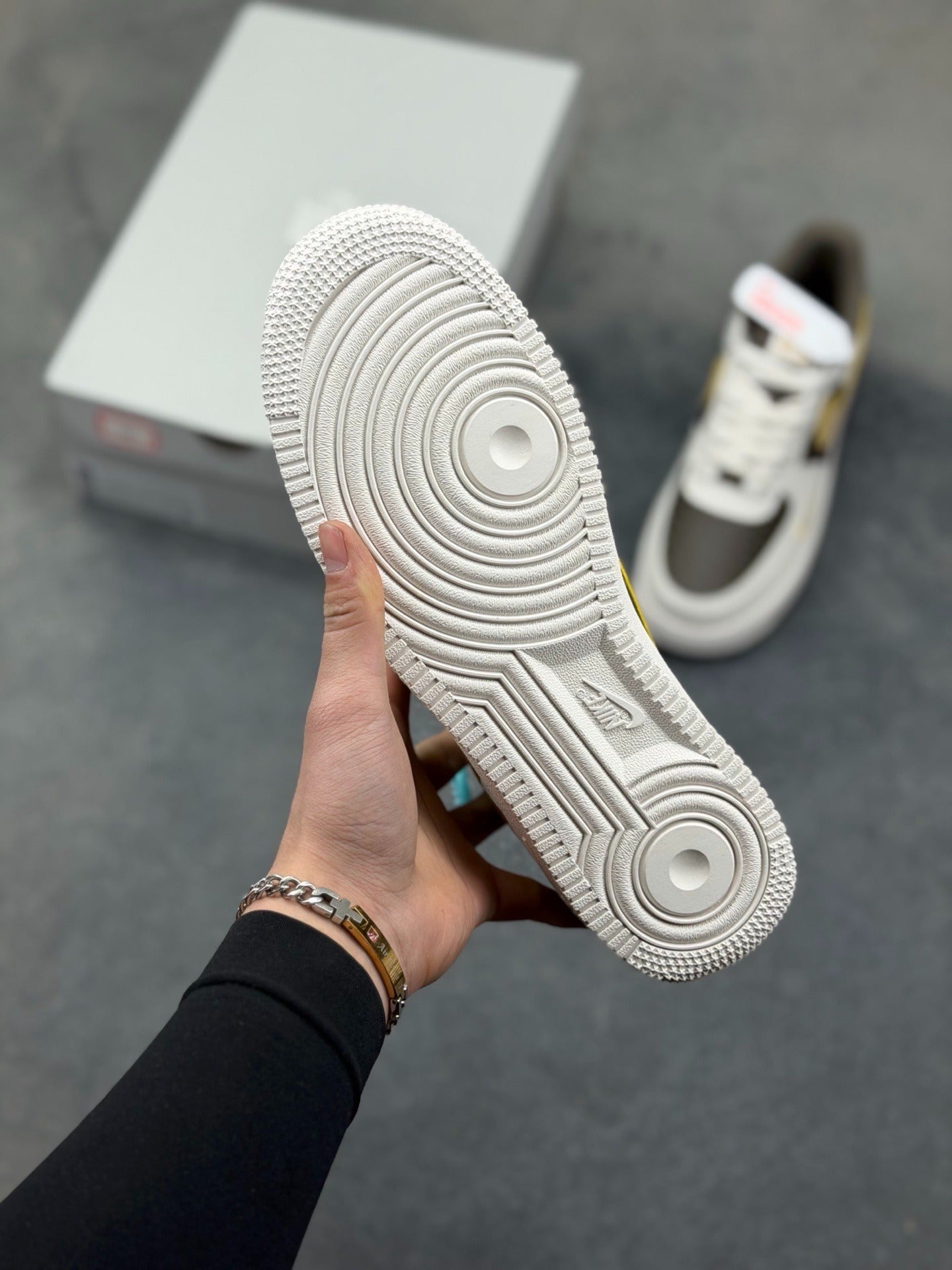 Nike Air Force 1 '07 LV8 Dark Chocolate  Women's