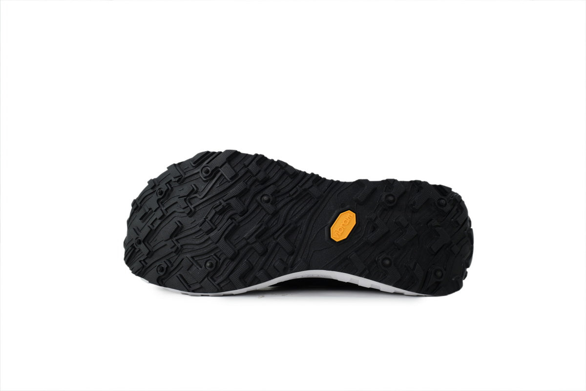 norda™ 001A Trail Running Shoes "Core Black"