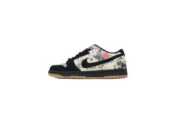 Nike SB Dunk Low x Supreme "Rammellzee"