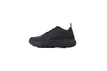 Norda 001 Trail Running Shoes "Stealth Black"