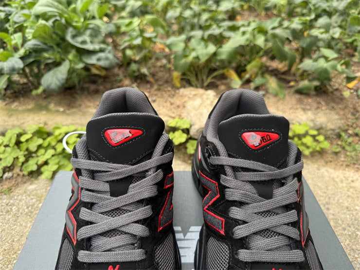 New Balance 9060 "Bred"