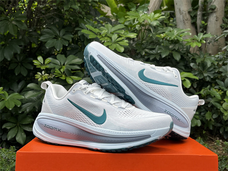Nike ZoomX Vomero 18 "White & Dark Teal"