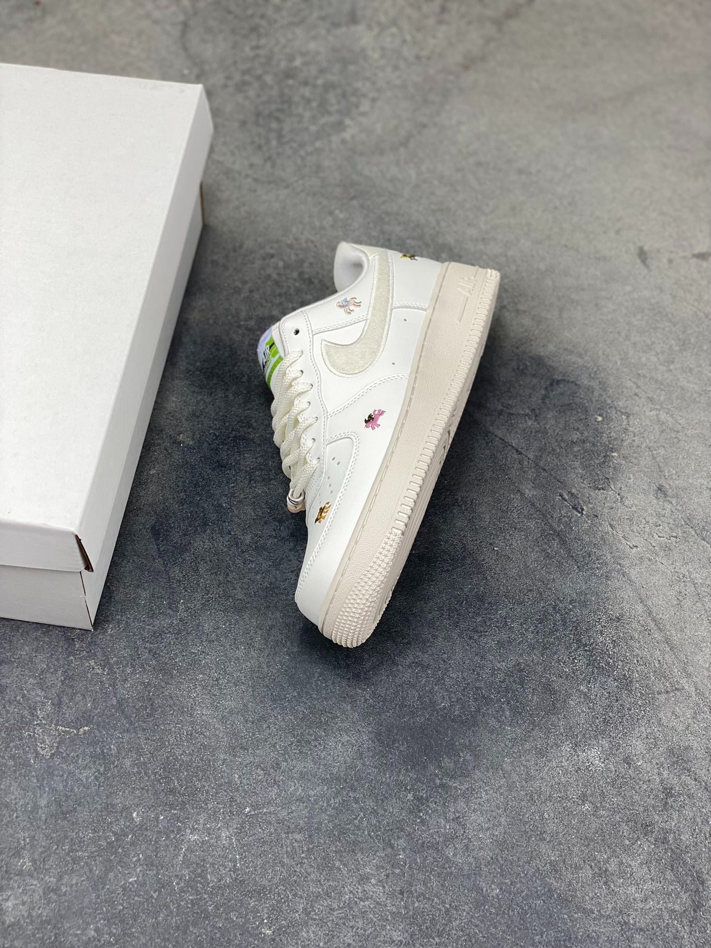Nike Air Force 1 '07 SE 'LNY' Women's Shoes