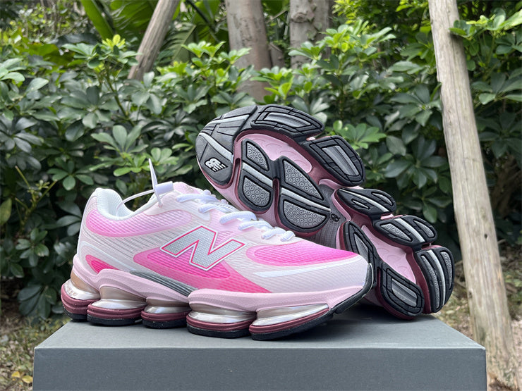 New Balance Warped Runner