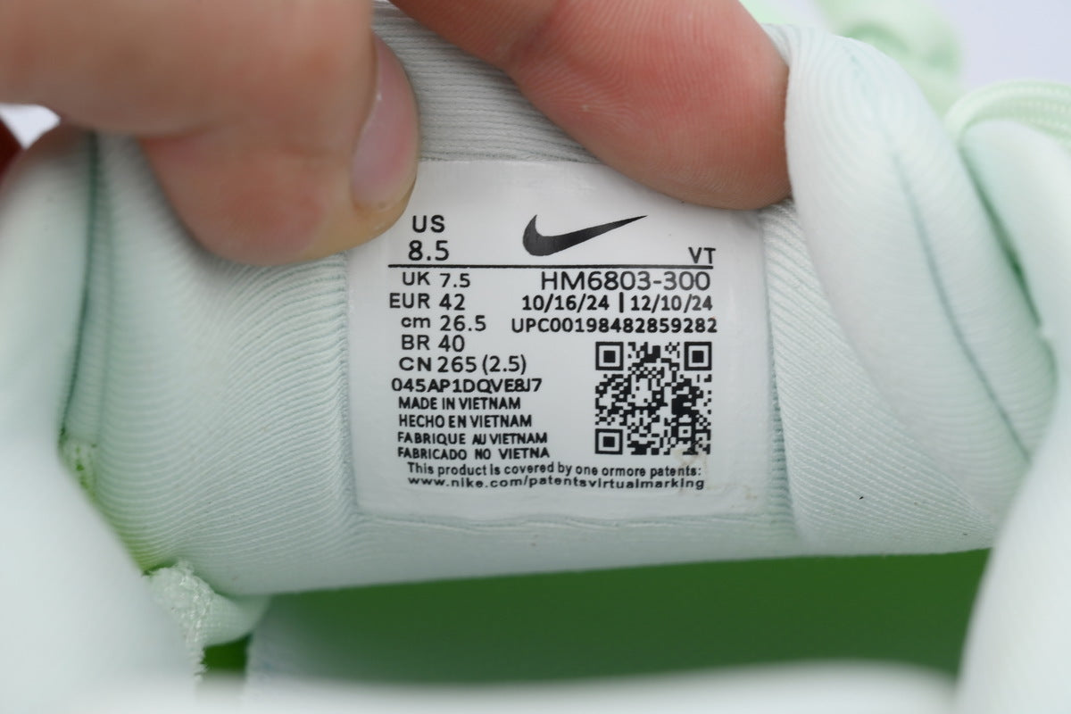 Nike Vomero 18 Running Shoes - Barely Green/Hyper Crimson