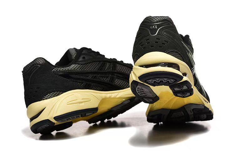 ASICS GEL-KAYANO 14 "Black/Cream"