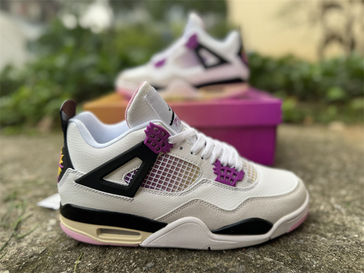 Air Jordan 4 Retro "Comic"