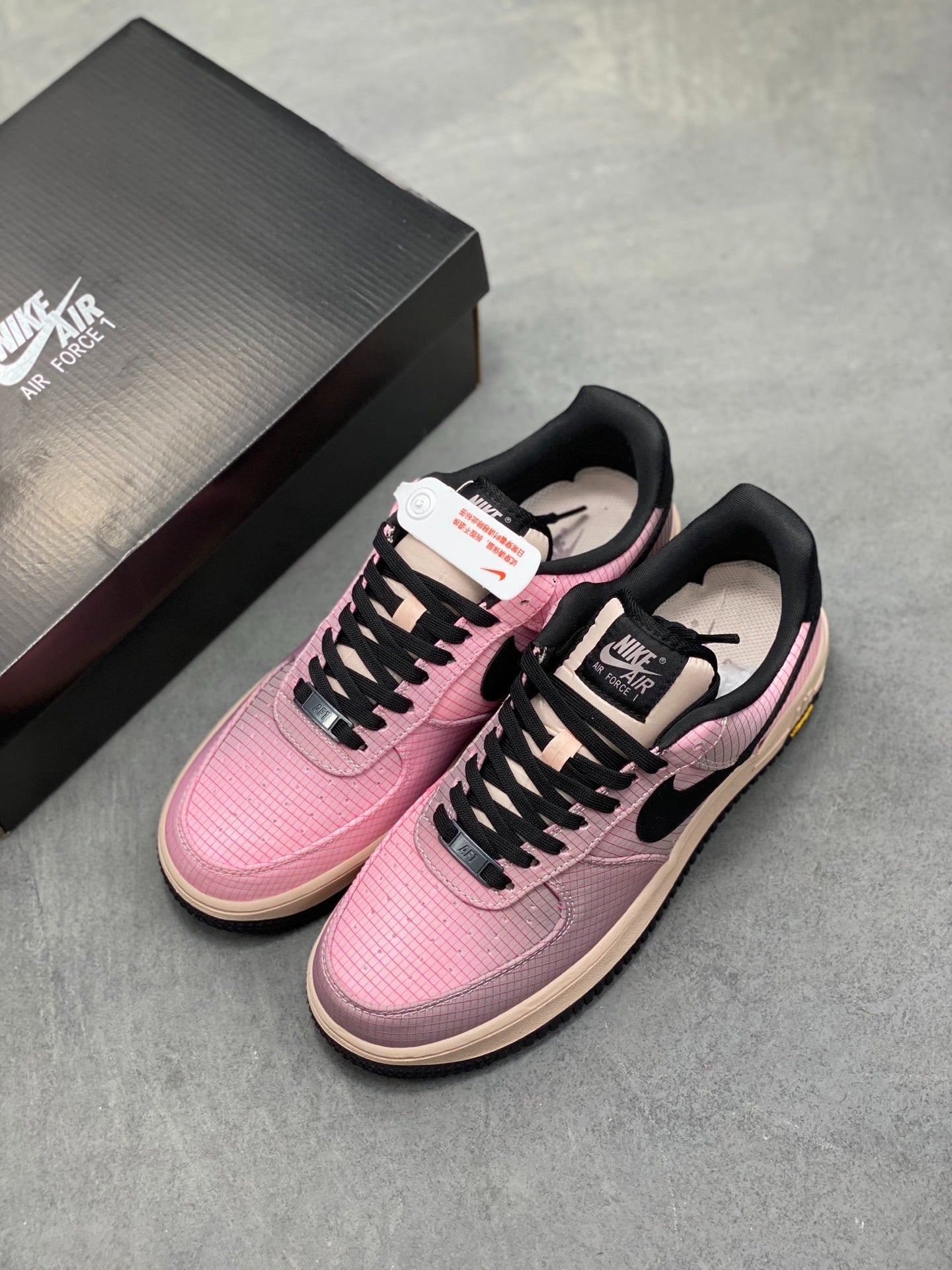 Nike Air Force 1 '07 Low "Pink Grid Ripstop"