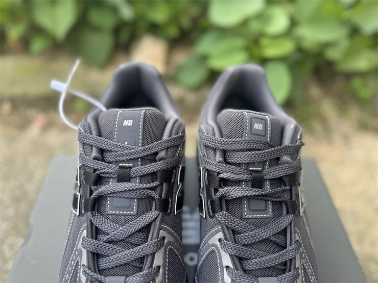 New Balance 1906