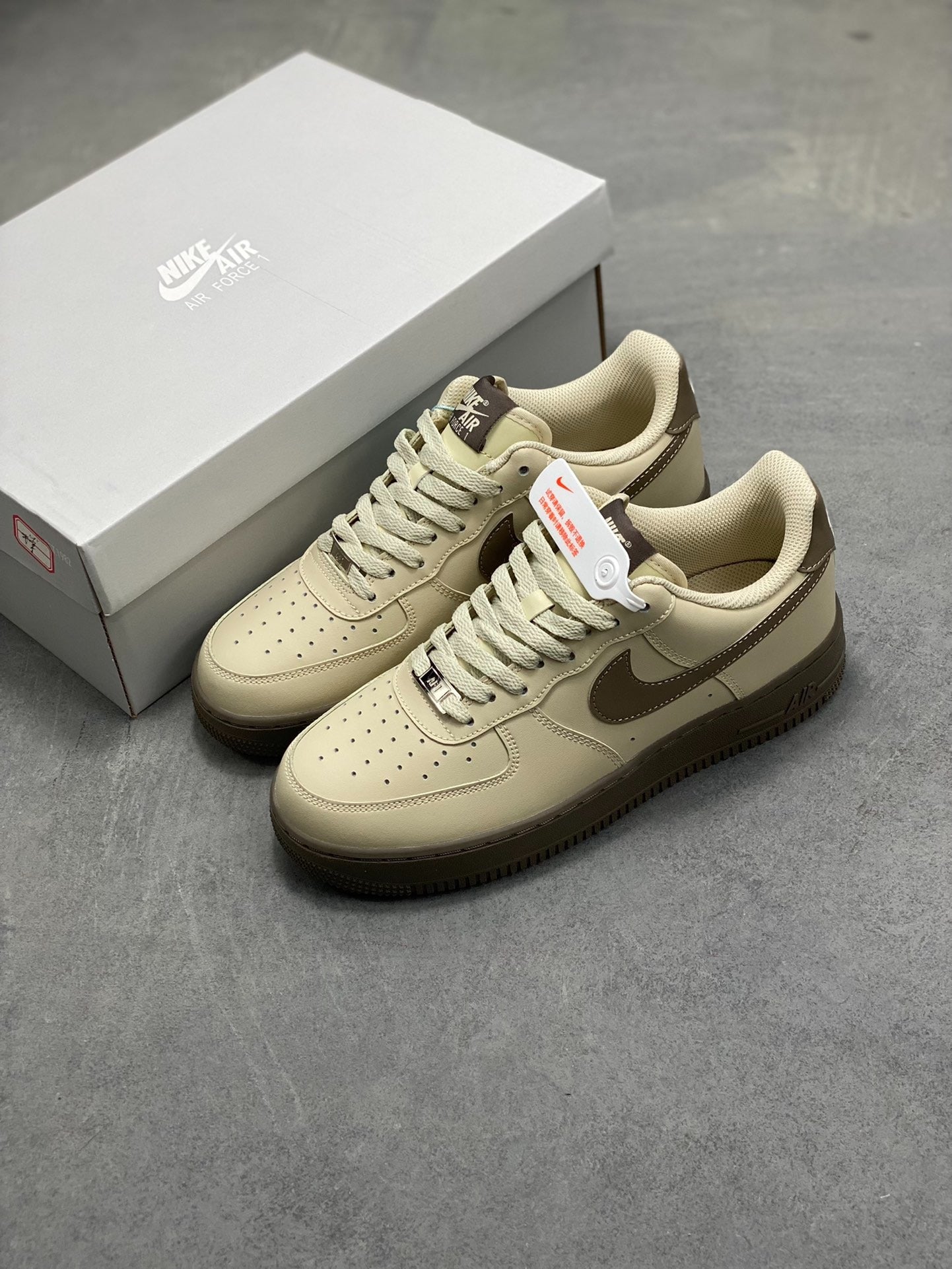 Nike Air Force 1 '07 Low "Beige & Dark Chocolate"