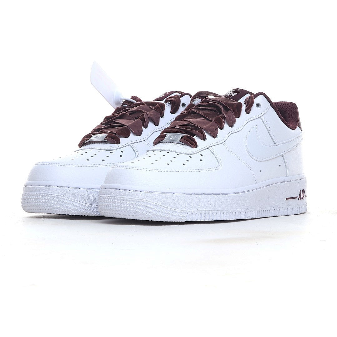 Nike Air Force 1 Low '07 "White/Burgundy"