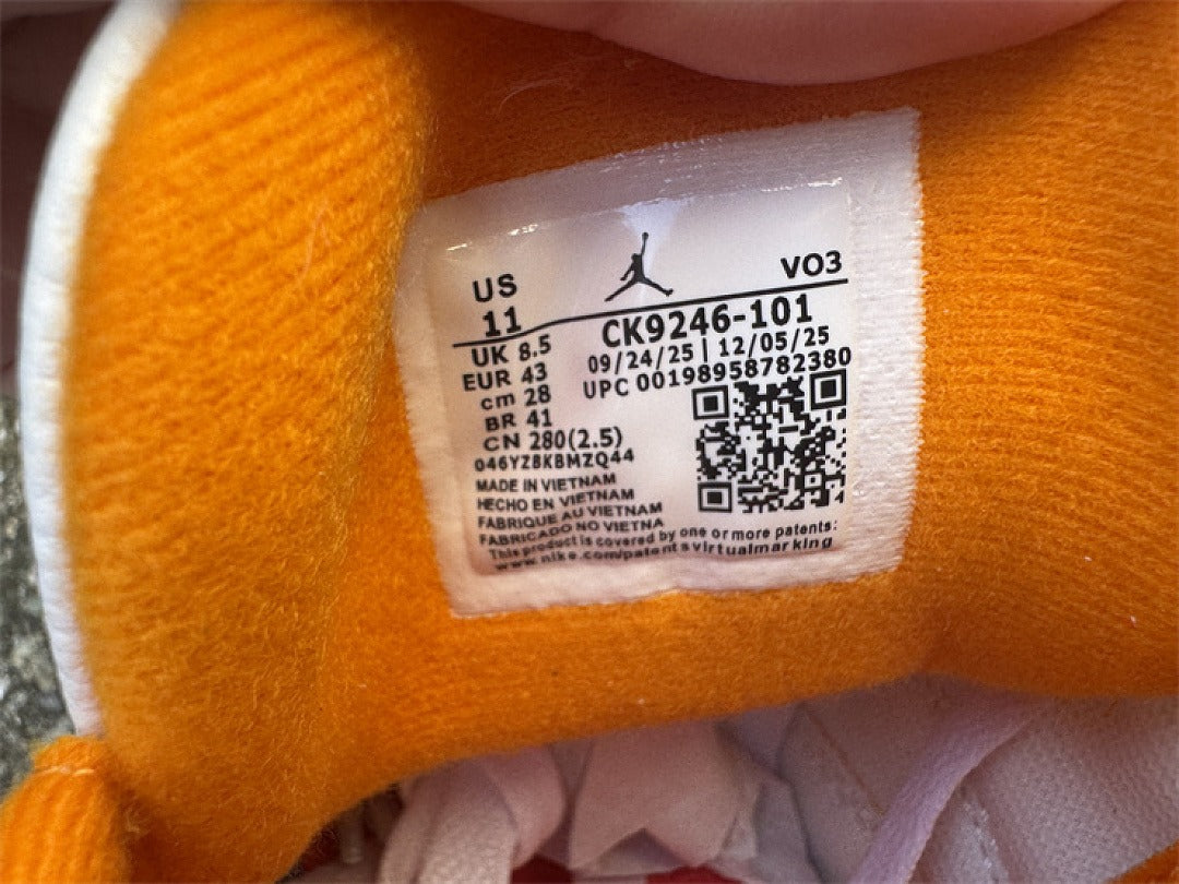 Air Jordan 3 Retro "Orange Citrus"  Women's