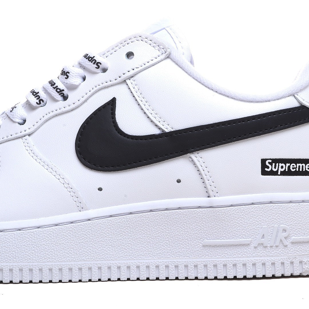 Nike Air Force 1 Low x Supreme "White Black"