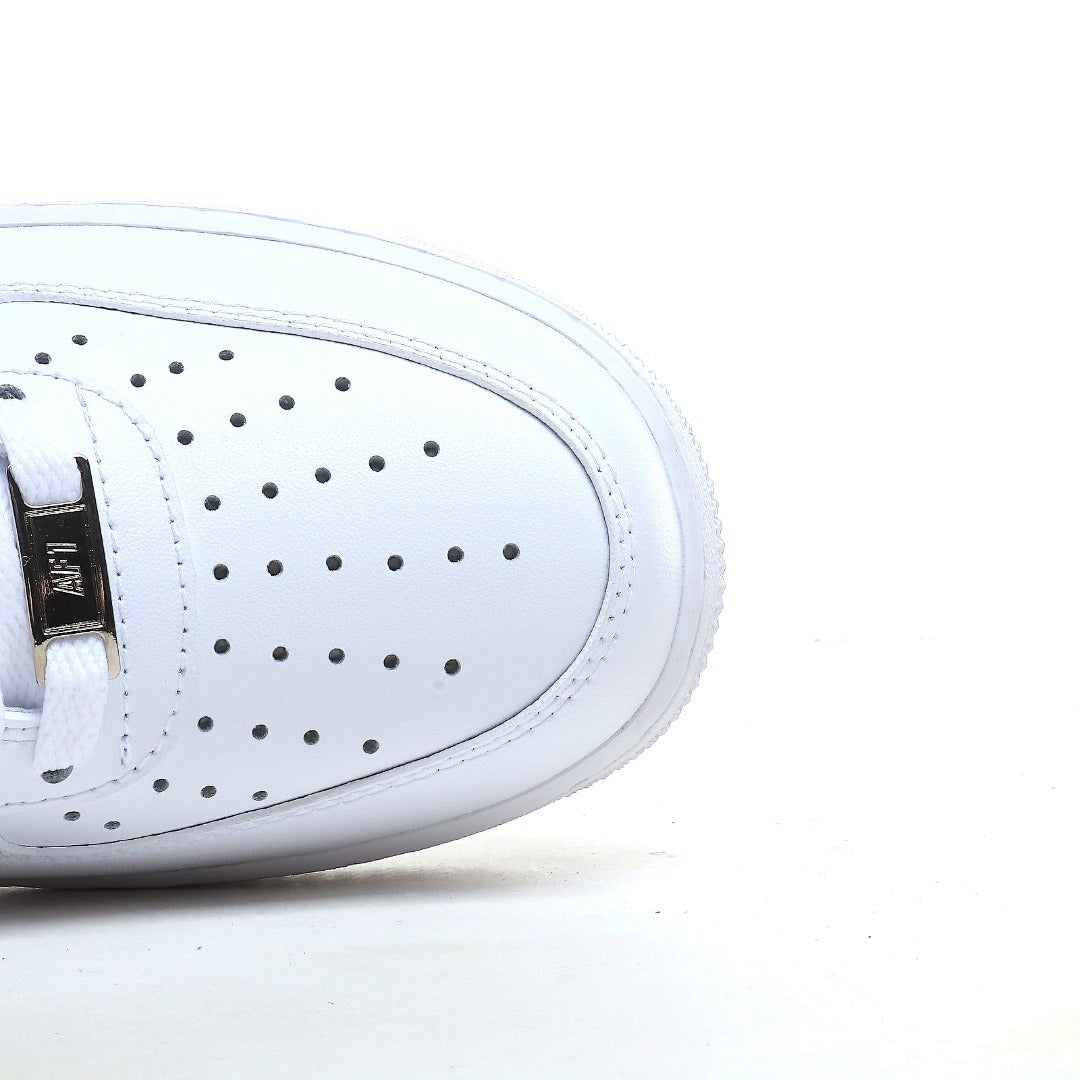 Nike Air Force 1 Low '07 "White/Khaki"
