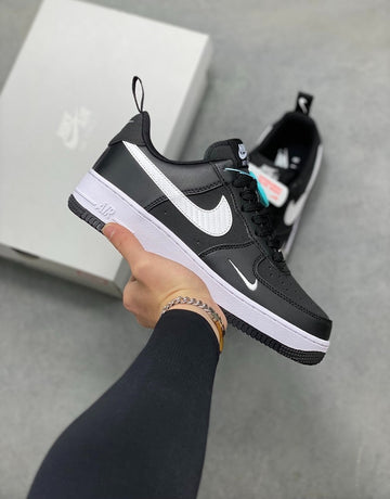 Nike Air Force 1 '07 Low "Black/White