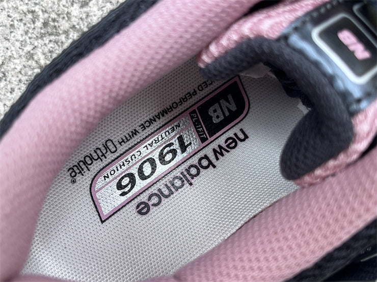 New Balance NB 1906R