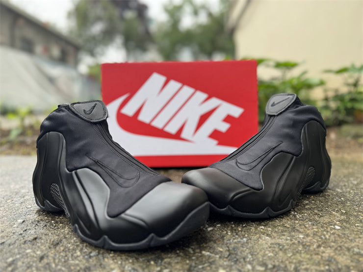 Nike Air Flightposite "Triple Black"
