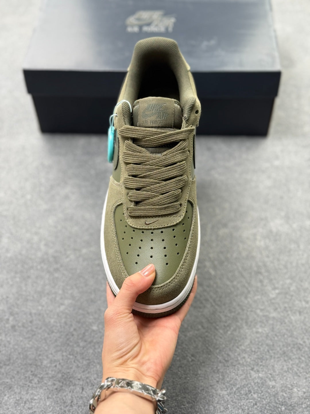 Nike Air Force 1 '07 LV8
