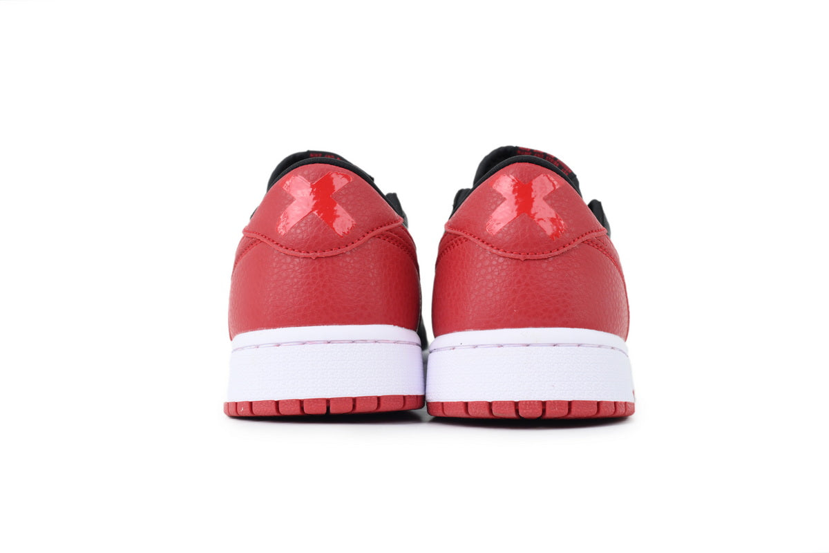 Air Jordan 1 Retro Low OG "Banned" Sneakers