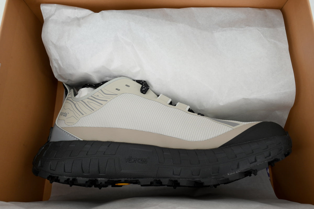 Norda 001A Trail Running Shoes "Cinder" (Beige / Black)