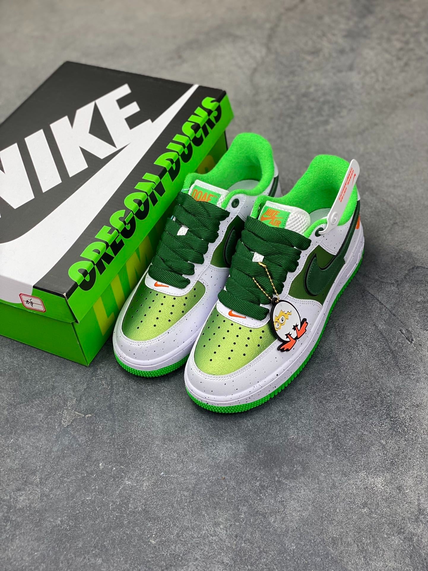 Nike Air Force 1 Low  Egg or Duck