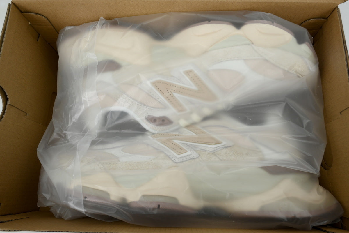 New Balance 9060 'Bisque'