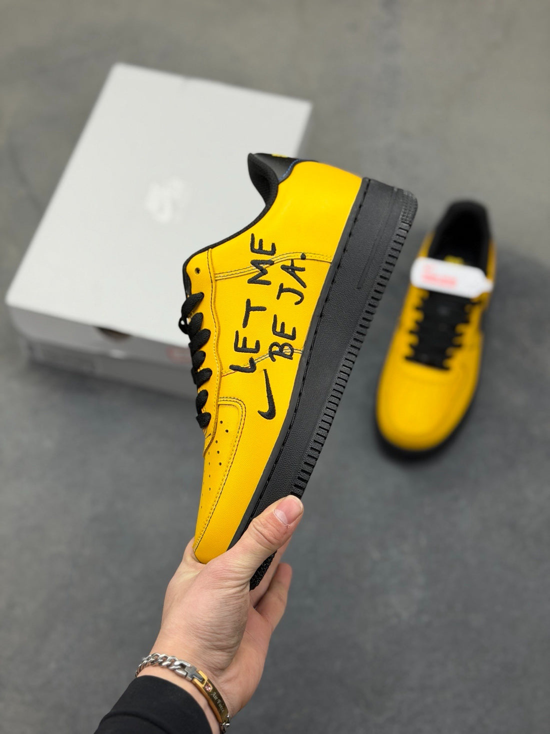Nike Air Force 1 '07 Low "Bumblebee Yellow & Patent Black"