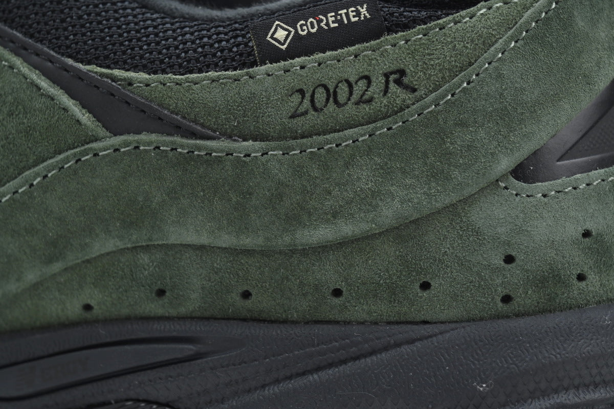 New Balance 2002R Gore-Tex 'Pine Green Black'