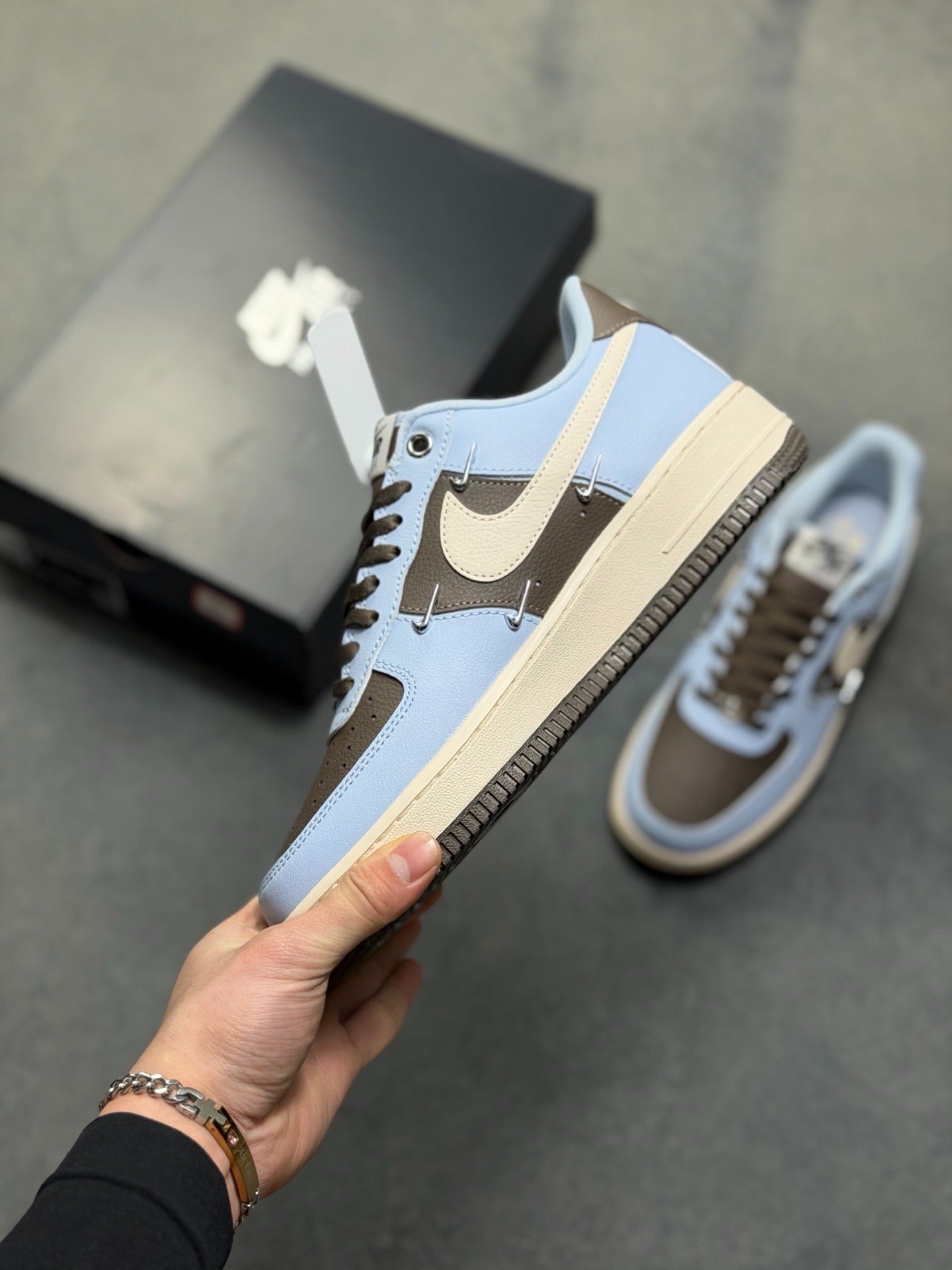 Nike Air Force 1 '07 Low "Baby Blue & Chocolate"