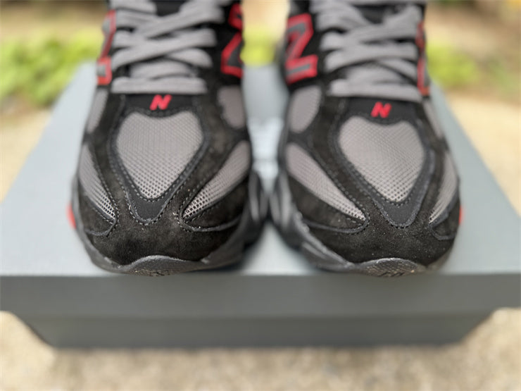 New Balance 9060 "Bred"