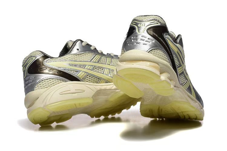 ASICS GEL-KAYANO 14 "Cream/Pure Gold"