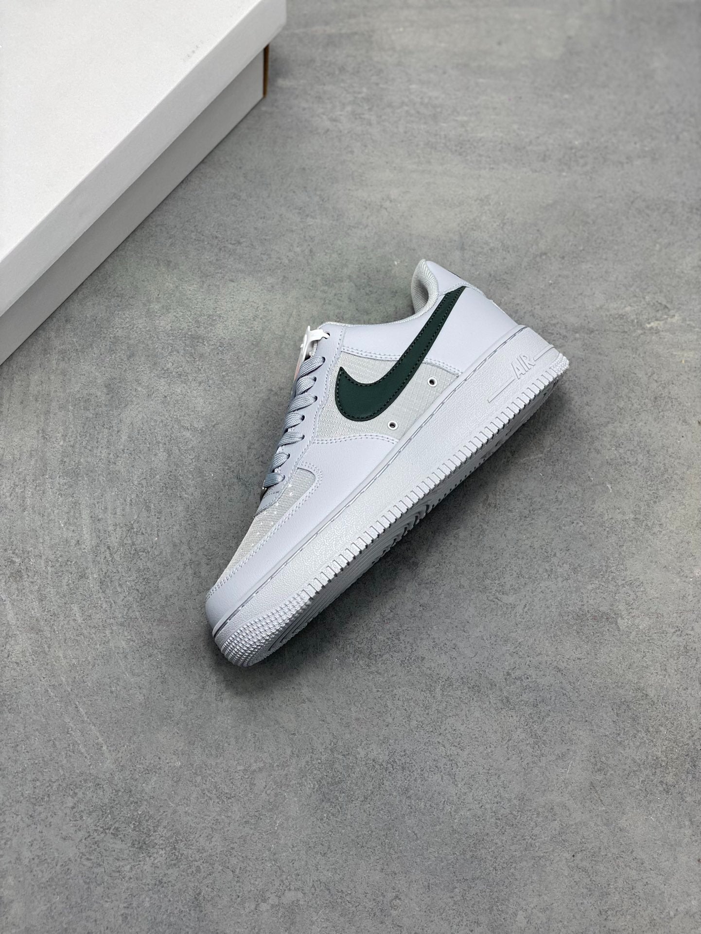 Nike Air Force 1 '07 Low "Grey Textured Panels"