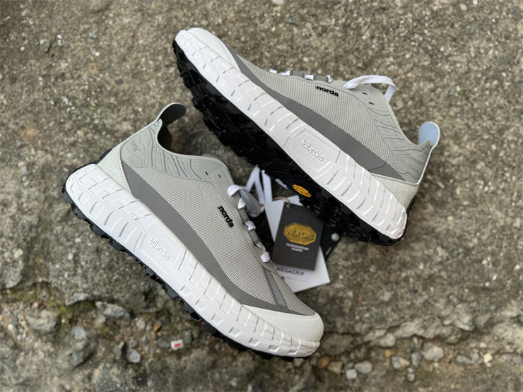 norda 001 "White/Silver"