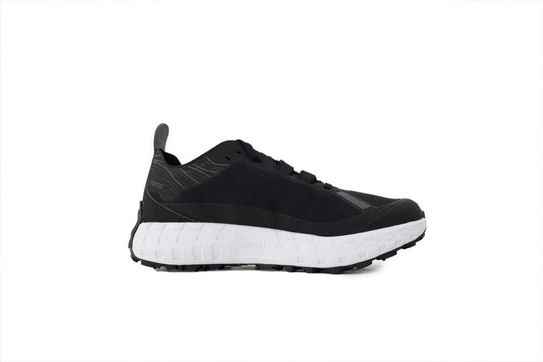 norda™ 001A Trail Running Shoes "Core Black"