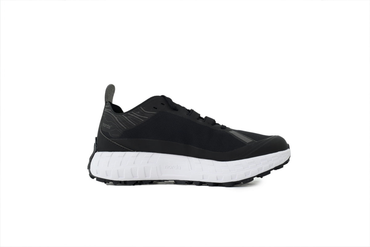 norda™ 001A Trail Running Shoes "Core Black"