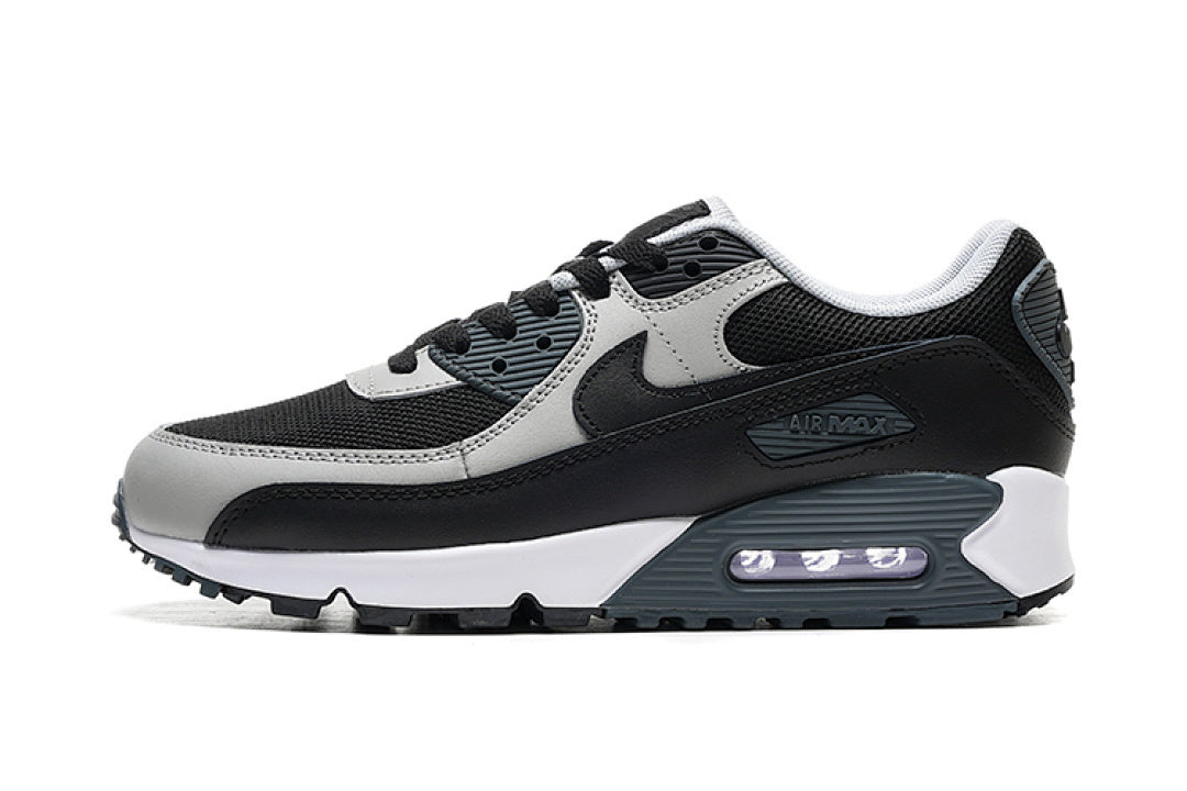 Nike Air Max 90 Essential