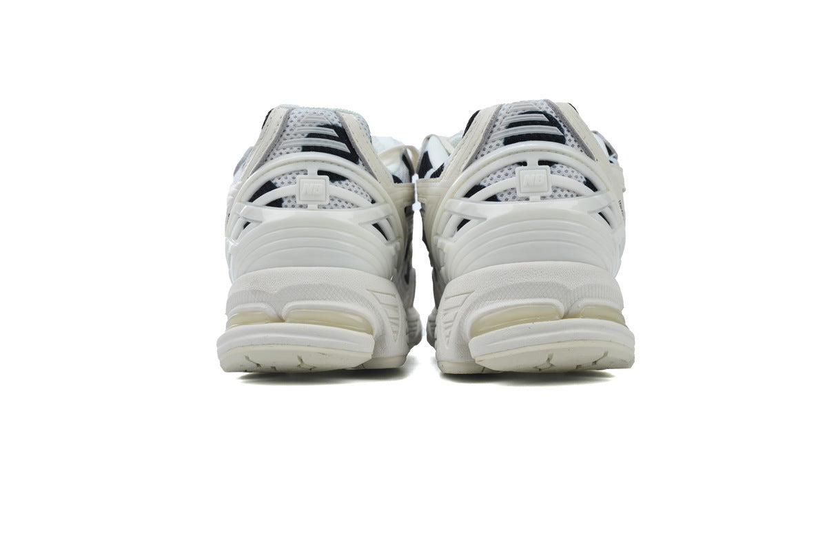 New Balance 1906R 'Polka Dot Sea Salt White Black'