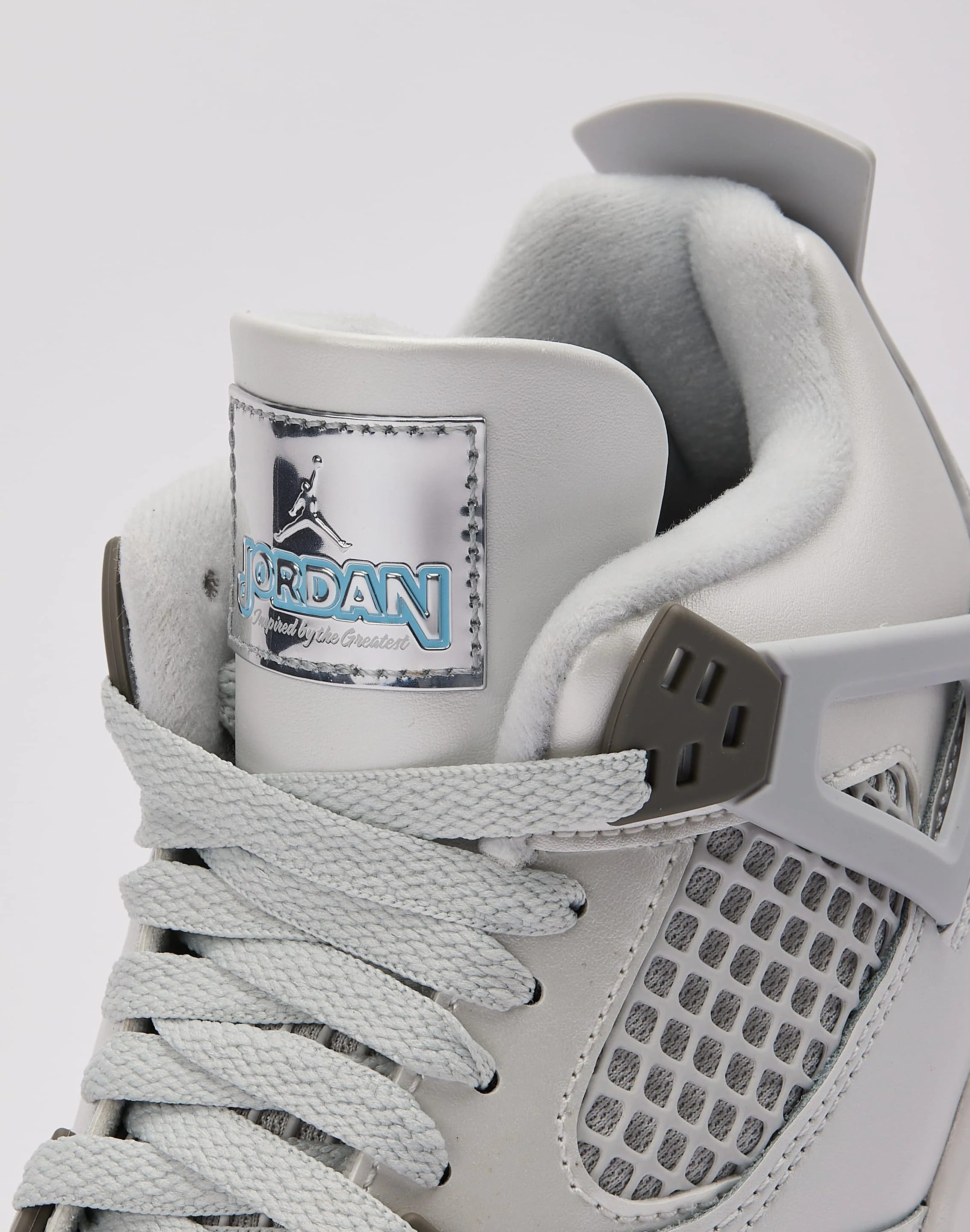 Air Jordan 4 Retro GS "Blue Chill"