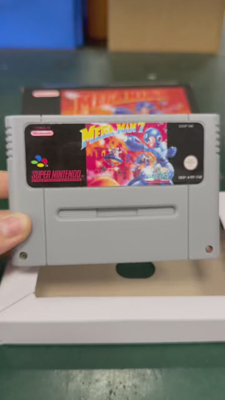 Mega Man 7 SNES PAL EUR game cartridge console video game with Box