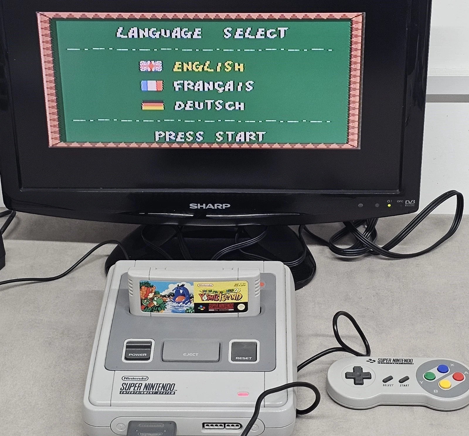 Super Mario World 2 Yoshi's Island SNES Cartridge (PAL UKV) – Tested, New Battery